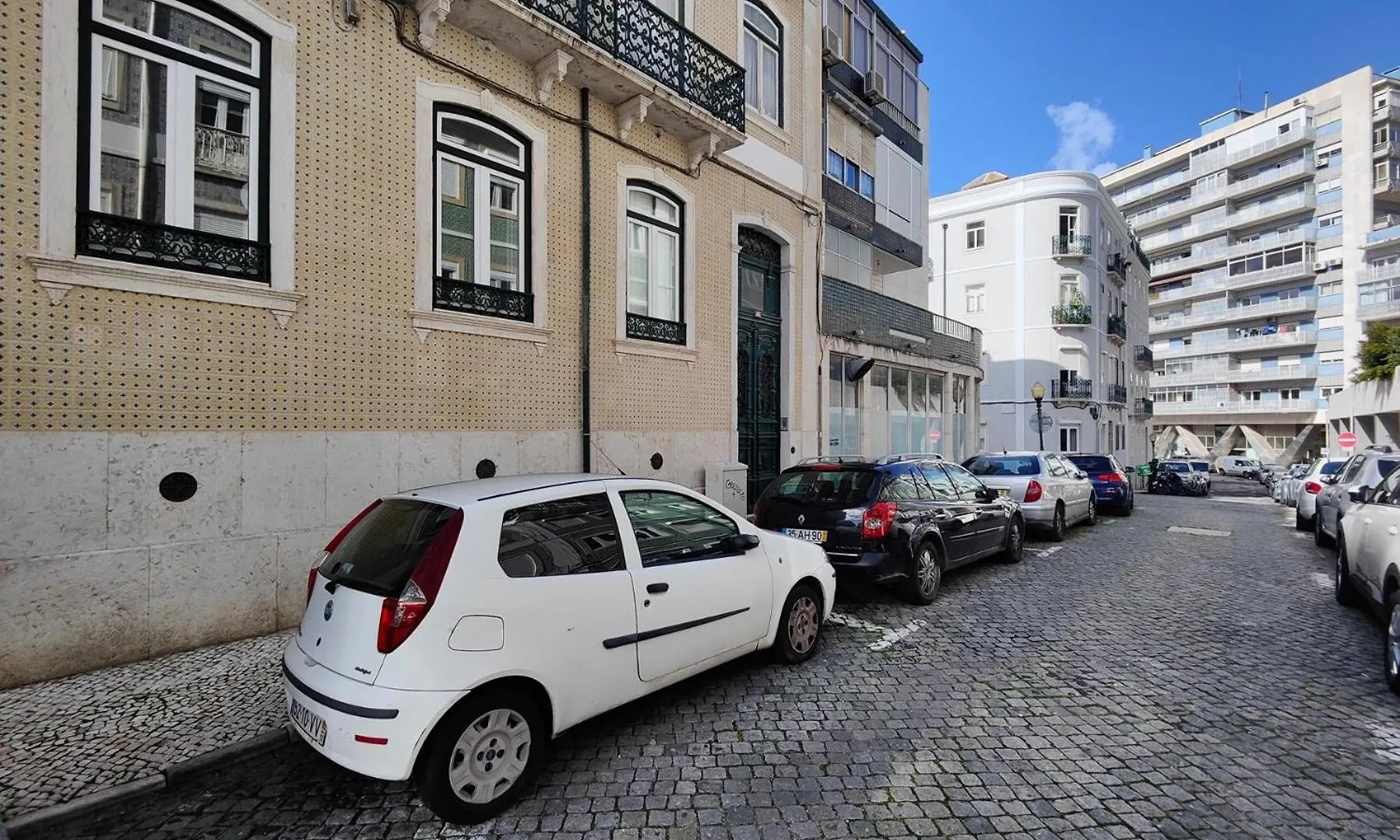 Joivy Astonishing Flat W Office Near Central Lisbon
