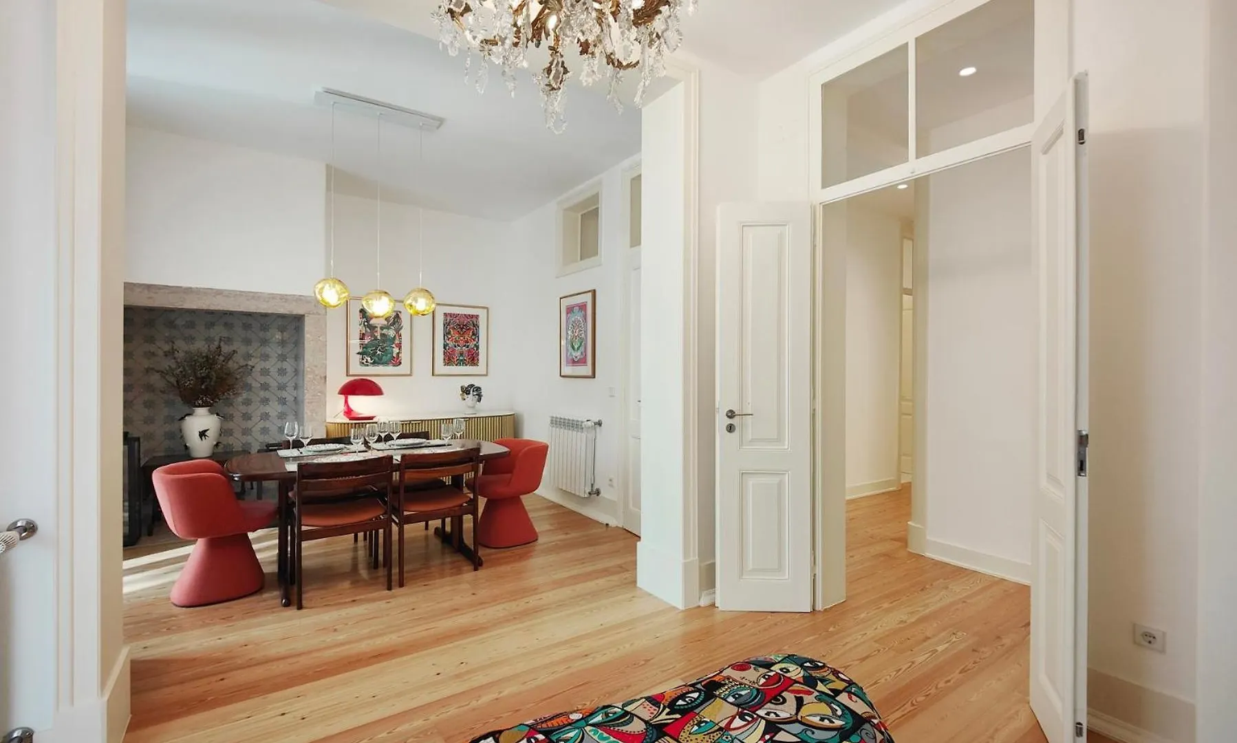 Joivy Astonishing Flat W Office Near Central Lisbon Portugal