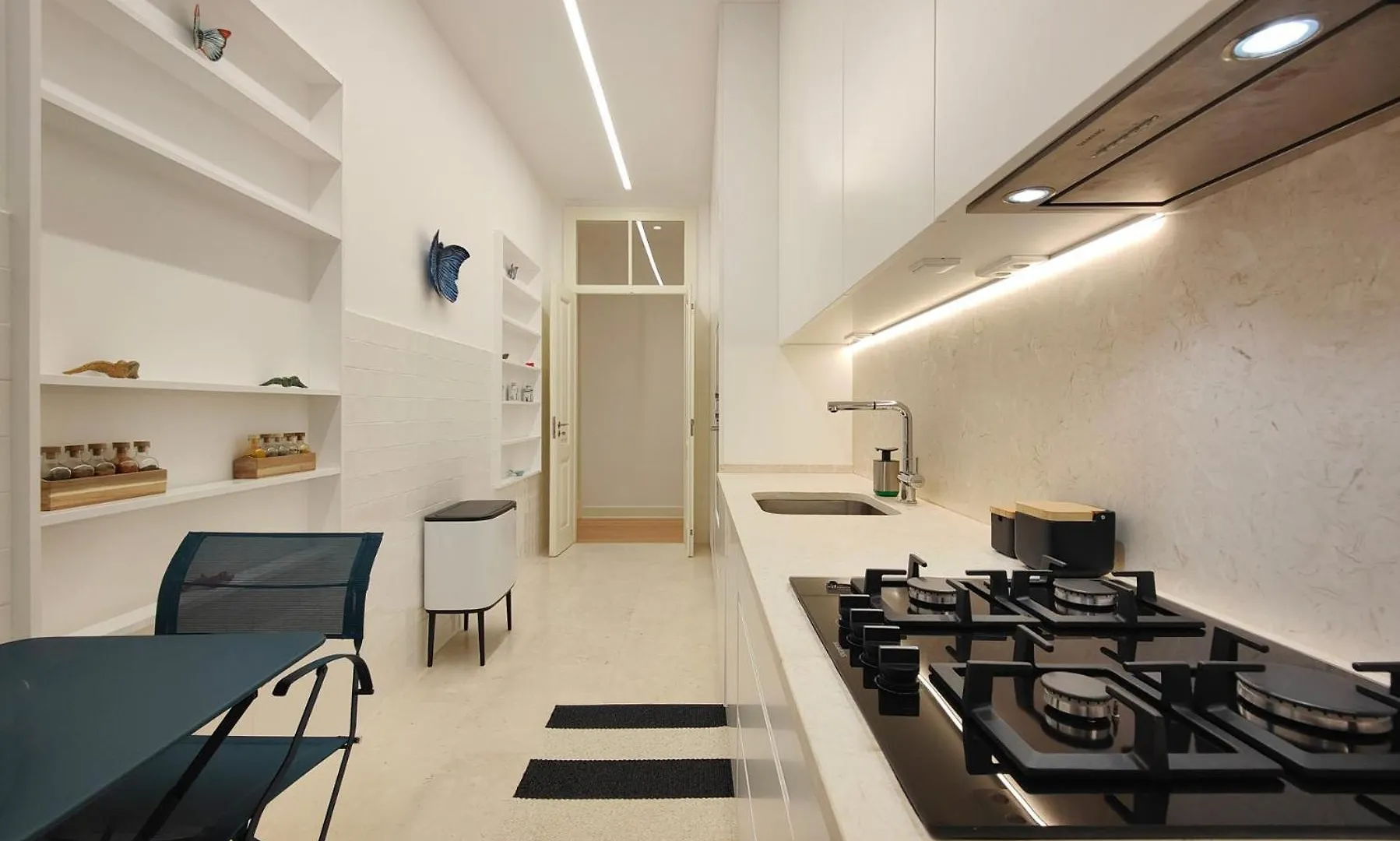 Joivy Astonishing Flat W Office Near Central Lisbon Apartment