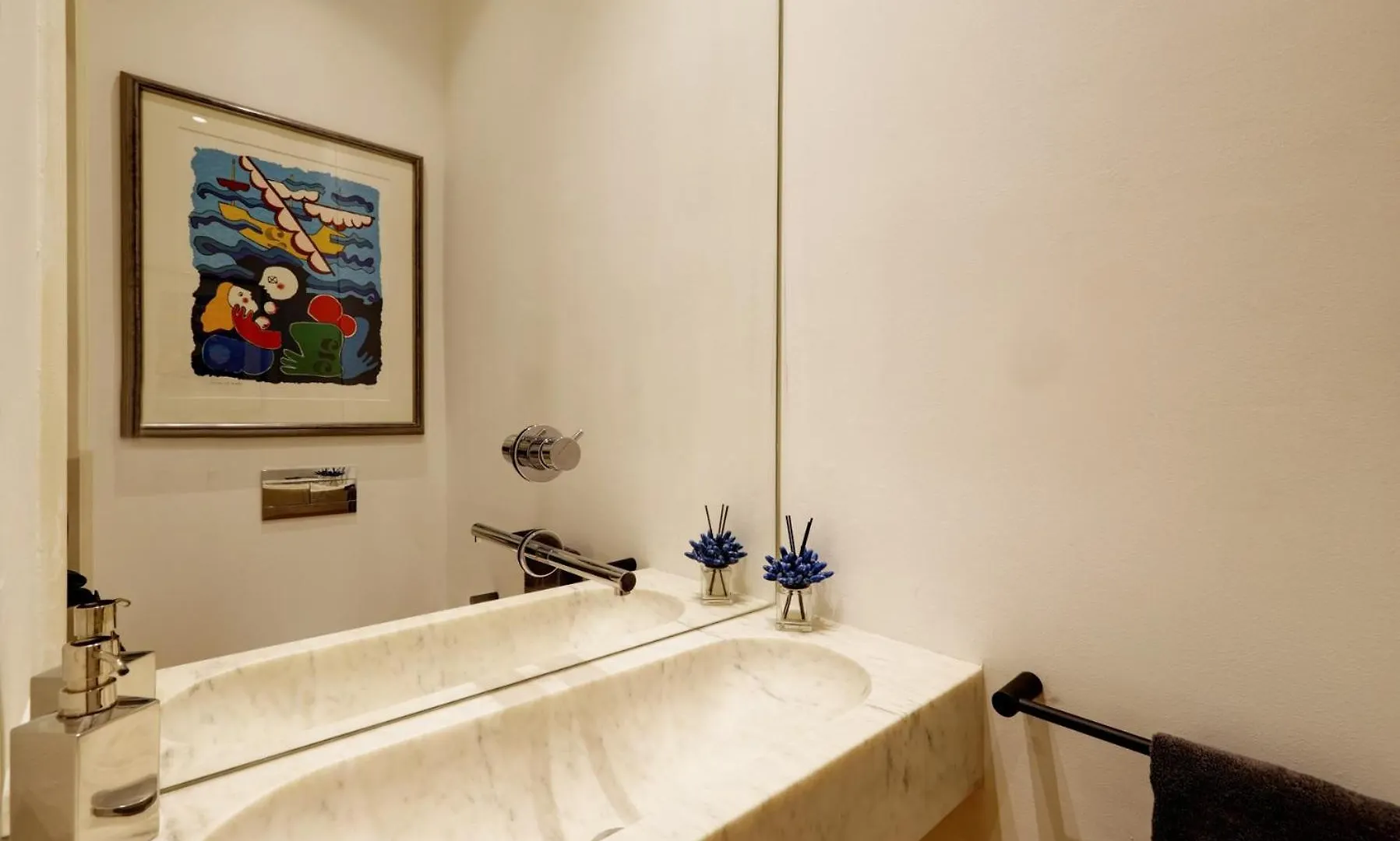 Apartment Joivy Astonishing Flat W Office Near Central Lisbon